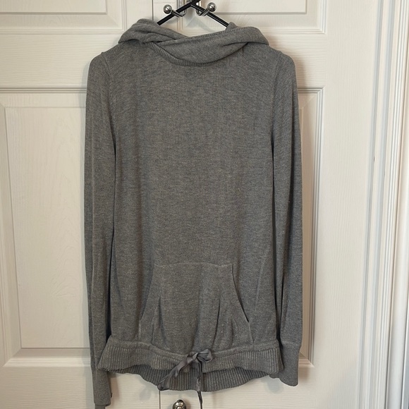 Lululemon Grey Sweater - Picture 1 of 3